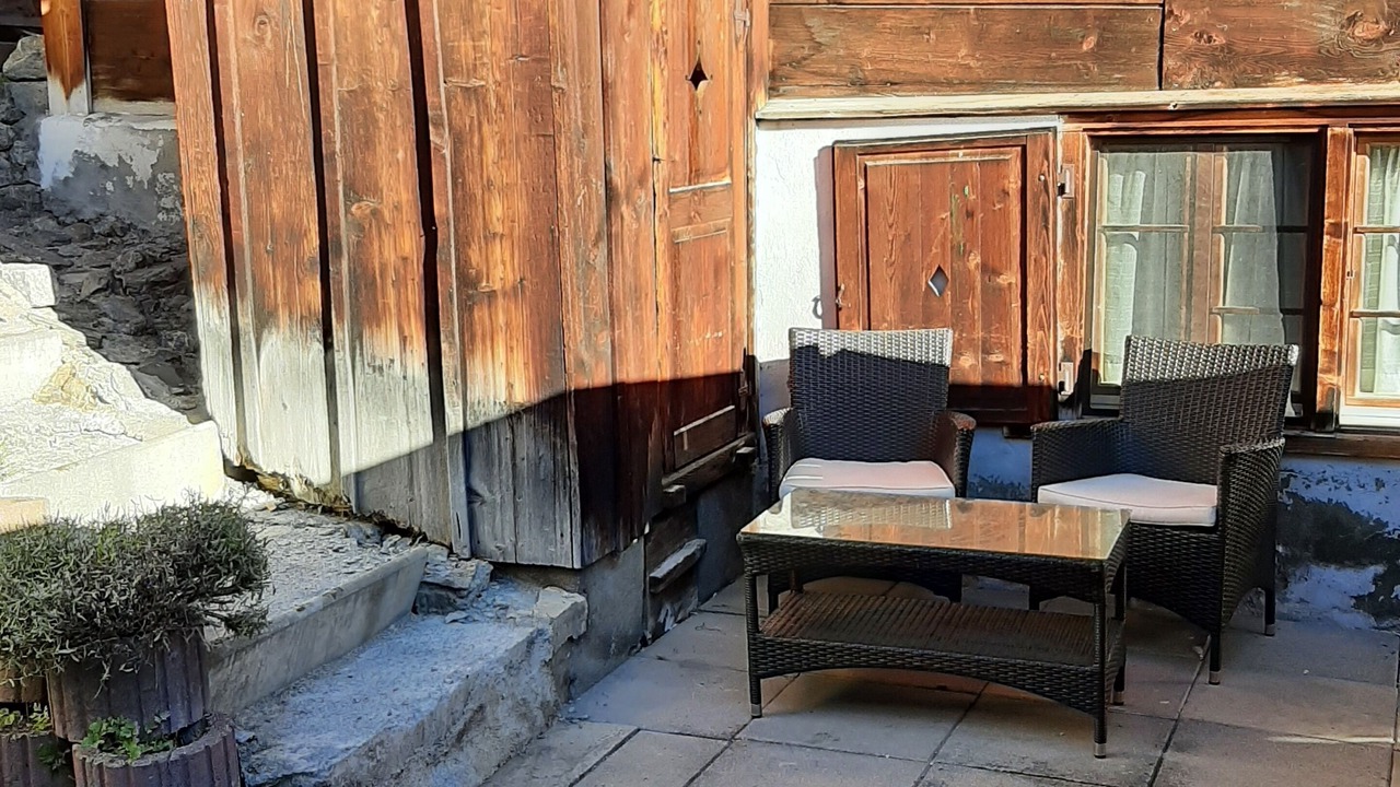 Photo of Patio Balcony in Medel