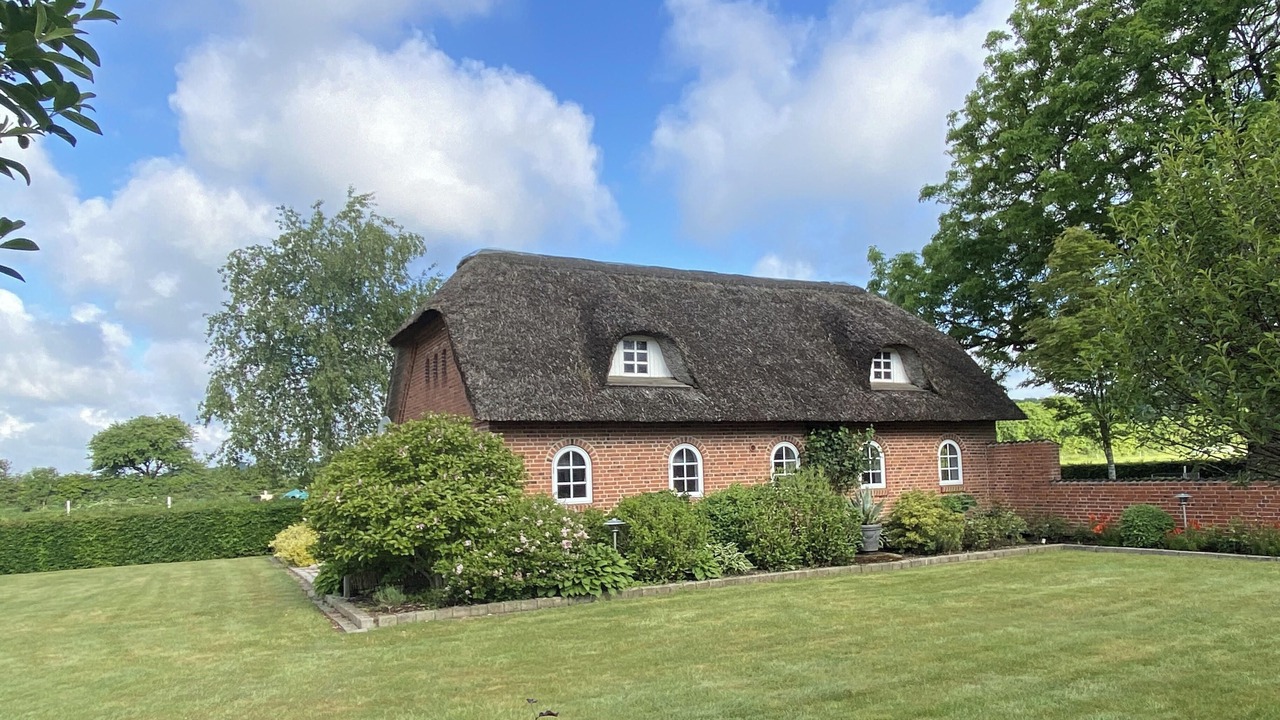 Photo of Outdoor in Mandoe