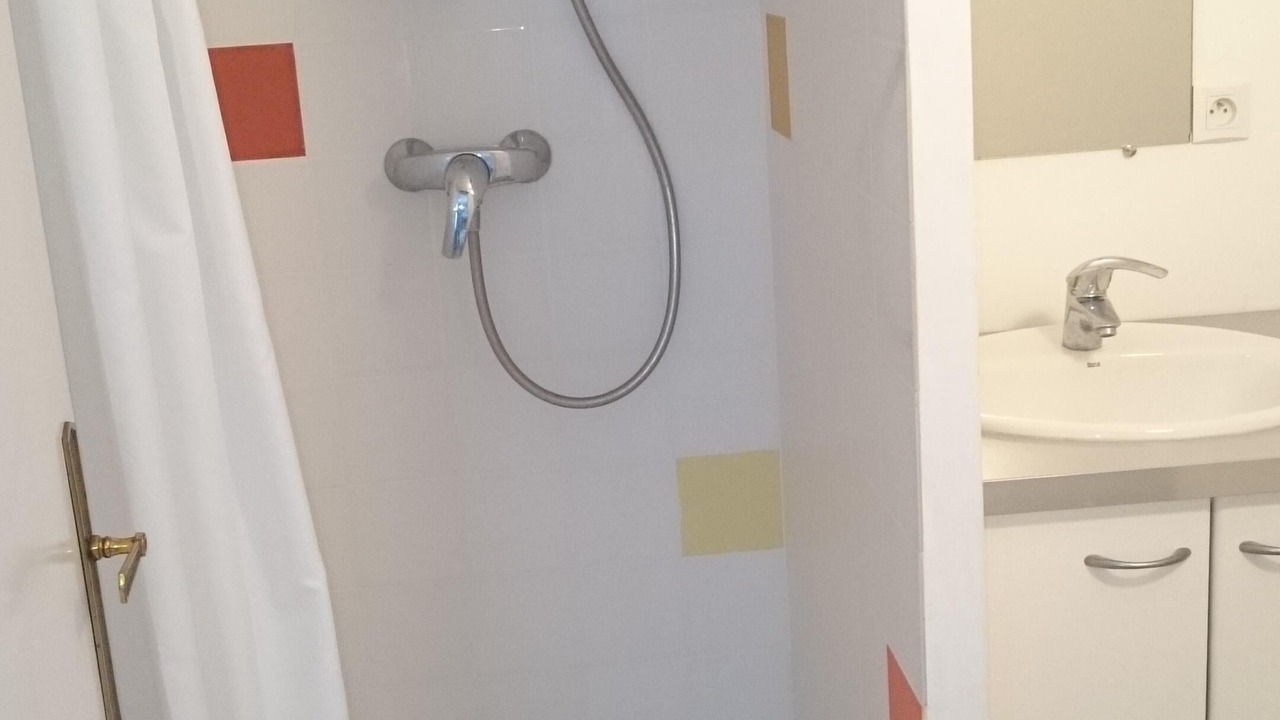 Photo of Bathroom in Candillargues