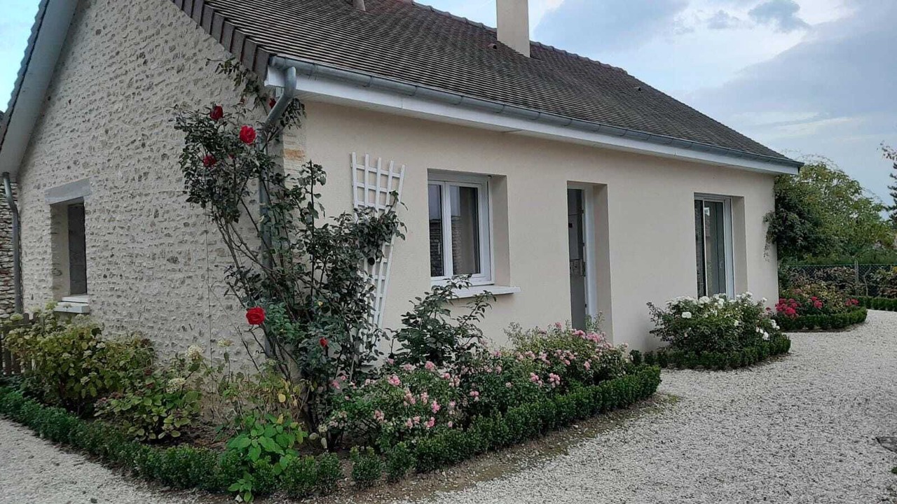Photo of Outdoor in Menilles