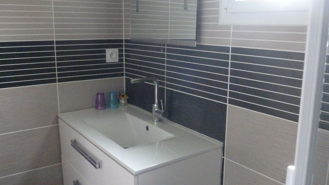 Photo of Bathroom in Ablon