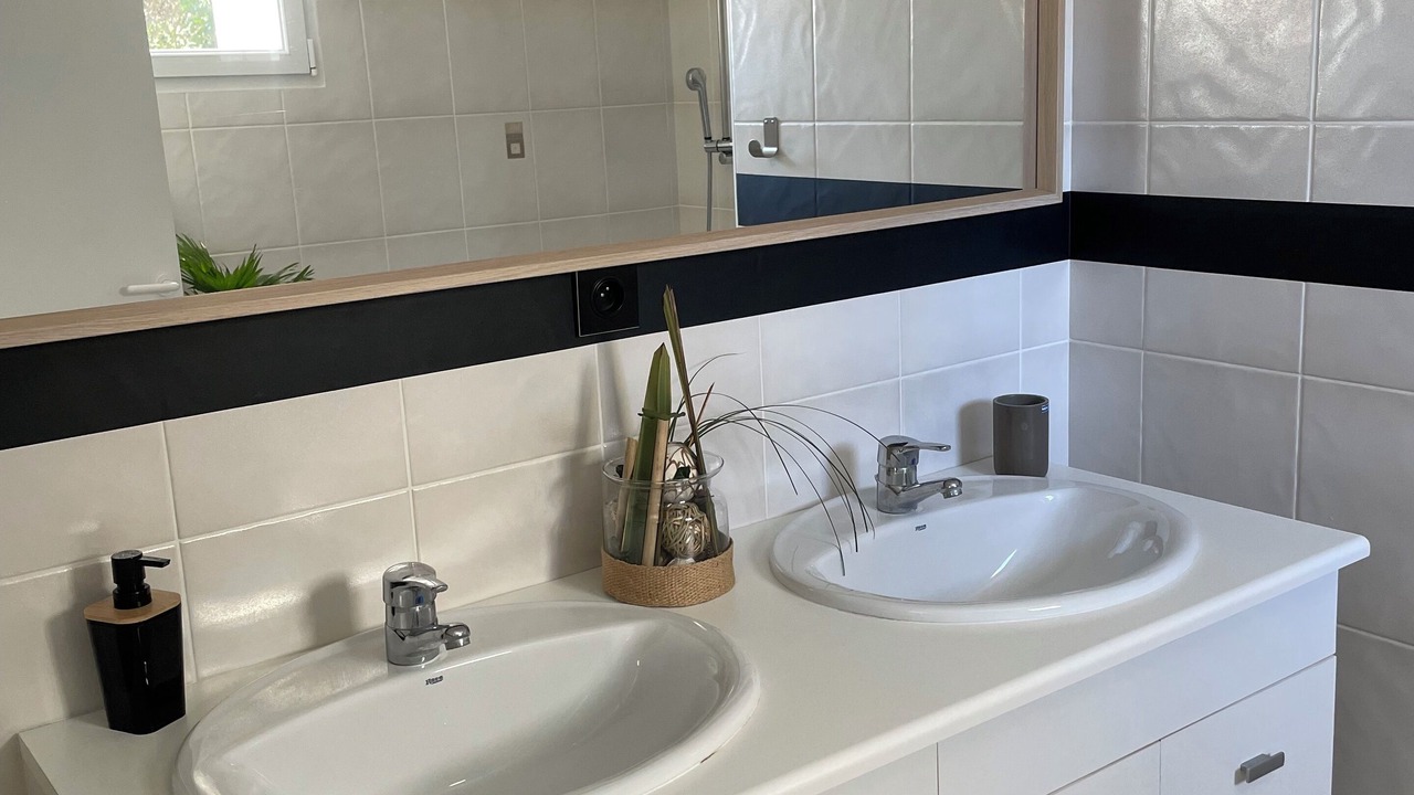 Photo of Bathroom in Chateau-d'Olonne