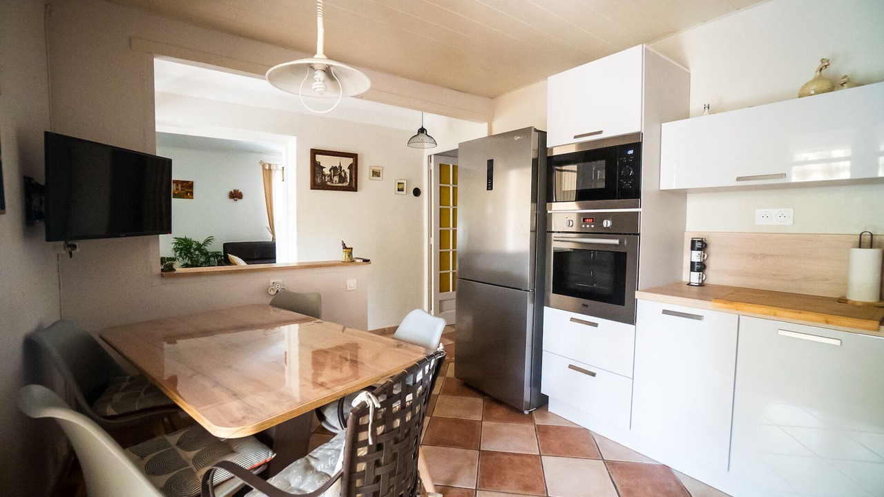 Photo of Kitchen in Meynes