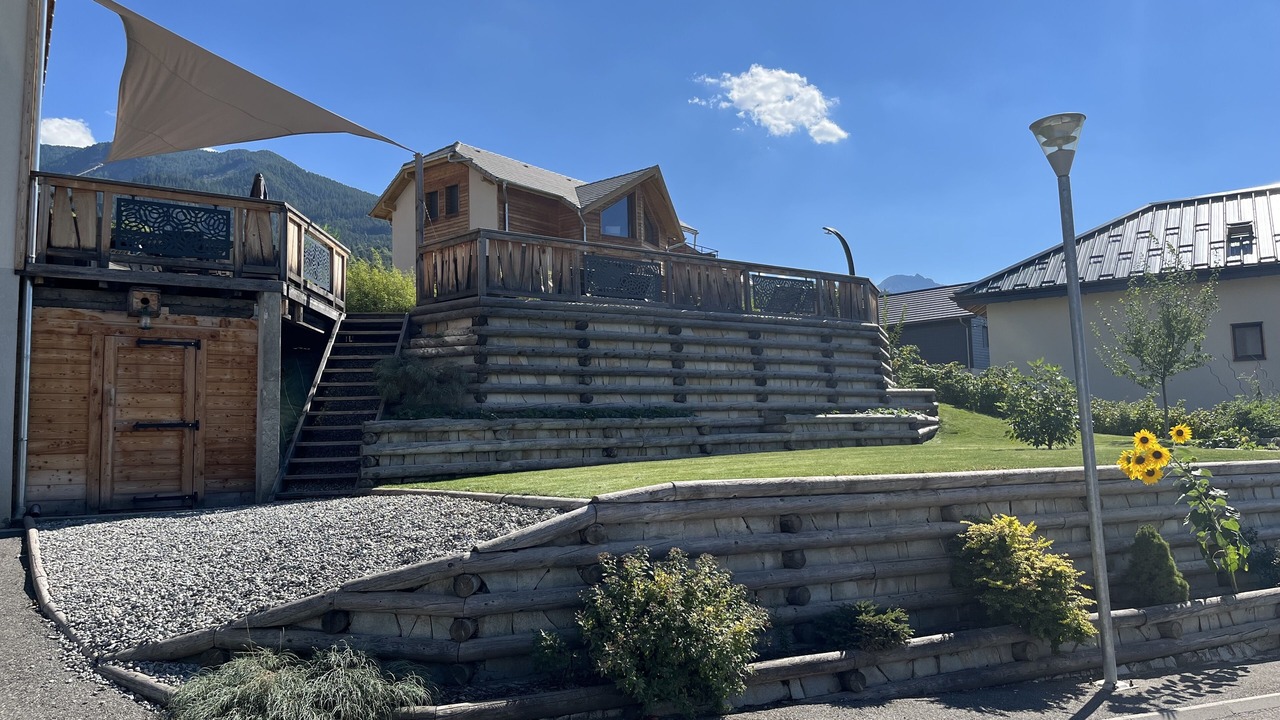 Photo of Outdoor in Baratier