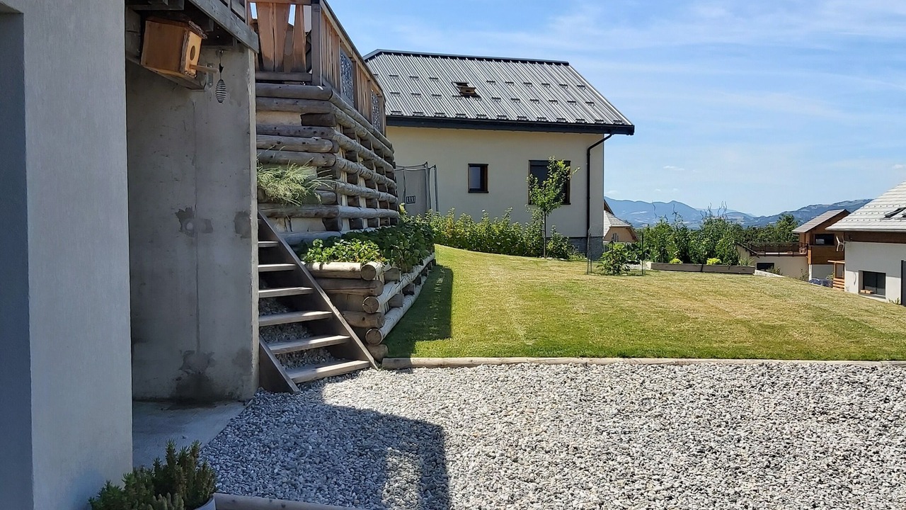 Photo of Outdoor in Baratier