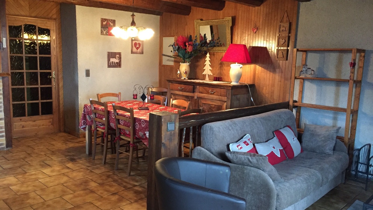 Photo of Livingroom in Loudervielle