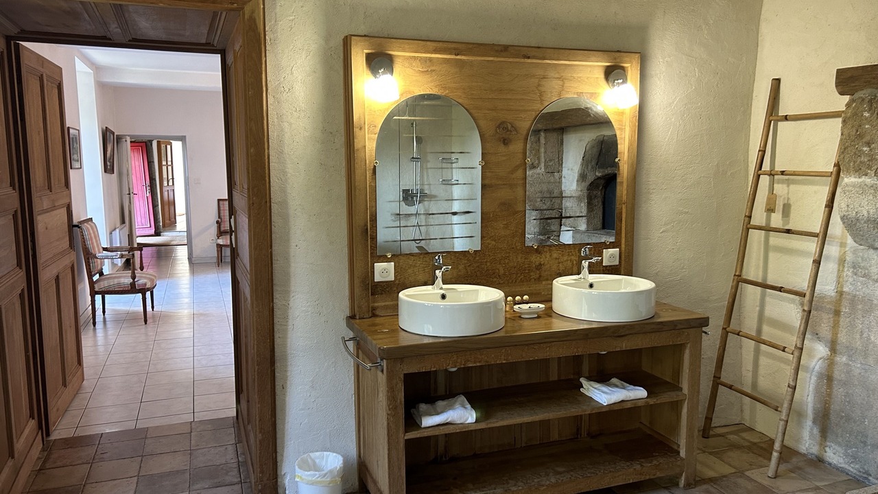 Photo of Bathroom in La Flocelliere
