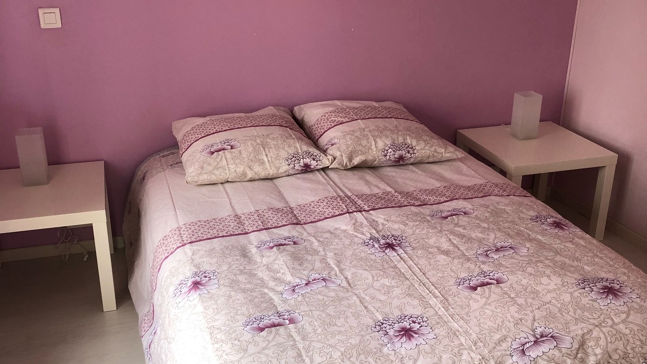 Photo of Bedroom in Mareugheol