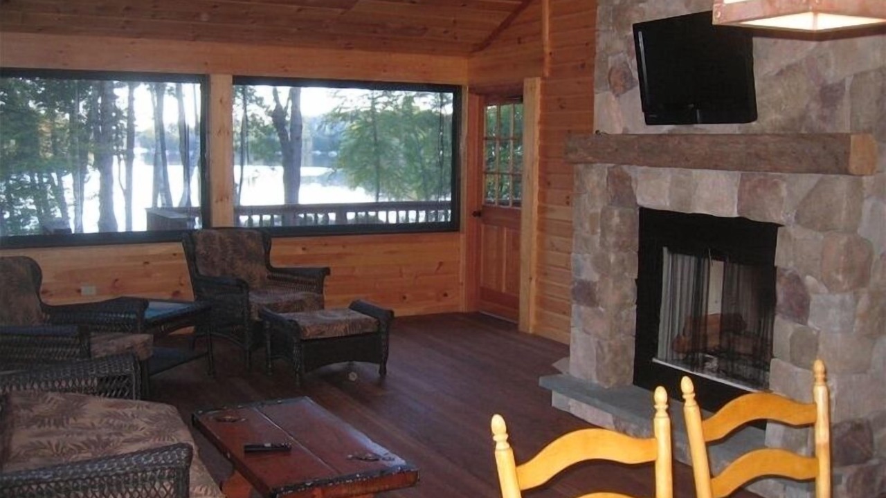 Photo of Livingroom in Moultonborough