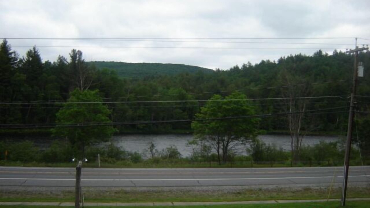 Photo of Others in North River