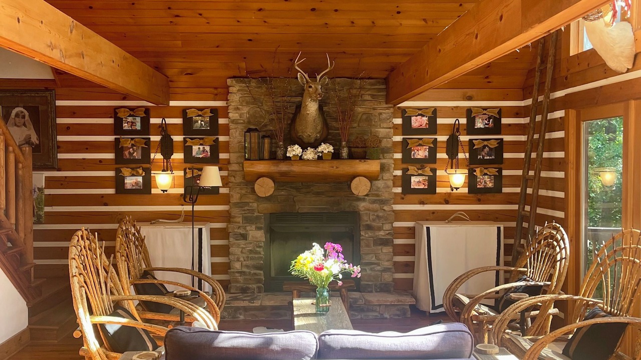 Photo of Livingroom in Clarksville