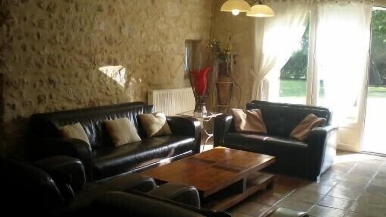 Photo of Livingroom in Saint-Restitut