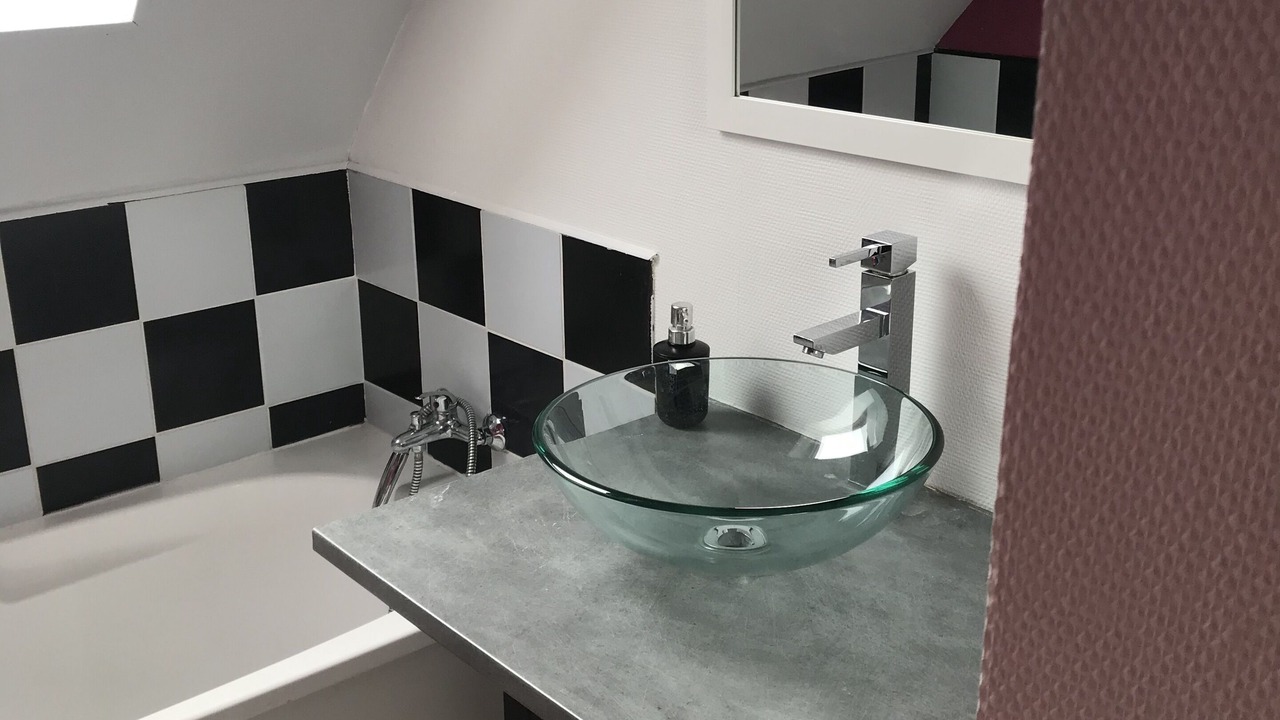 Photo of Bathroom in Criquetot-sur-Longueville