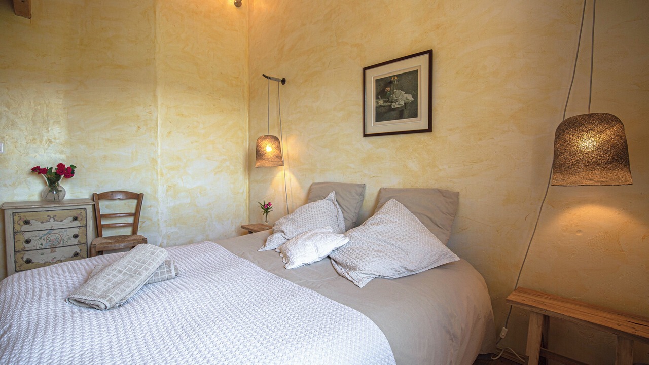 Photo of Bedroom in Rustrel