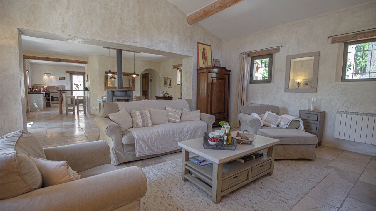 Photo of Livingroom in Rustrel