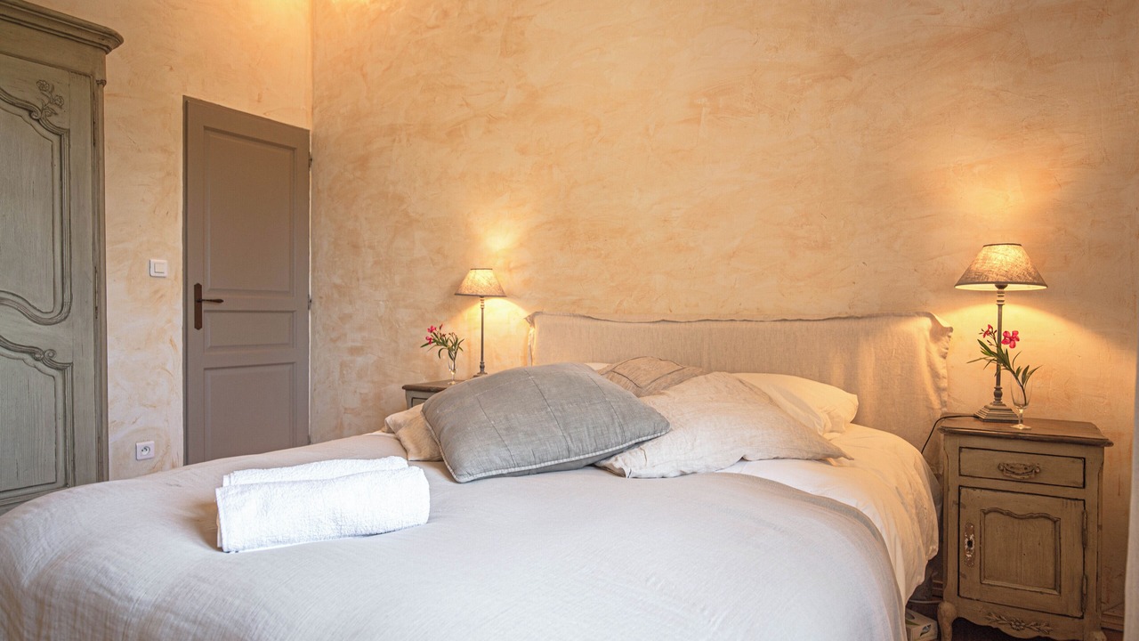 Photo of Bedroom in Rustrel