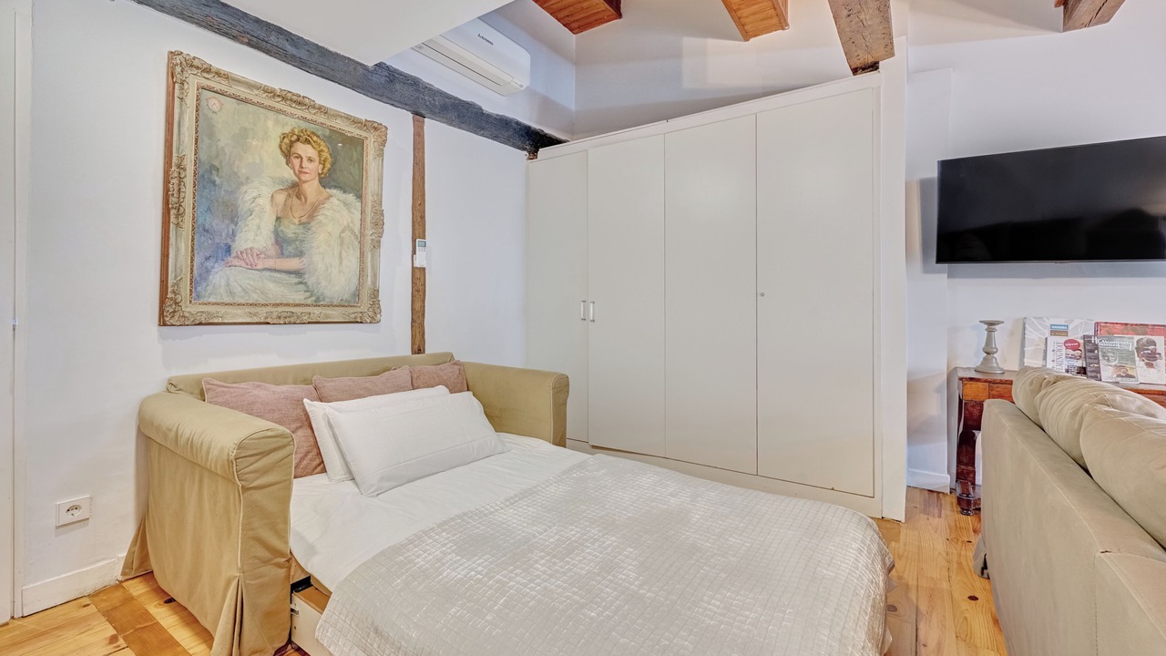 Photo of Bedroom in Pamplona City Centre