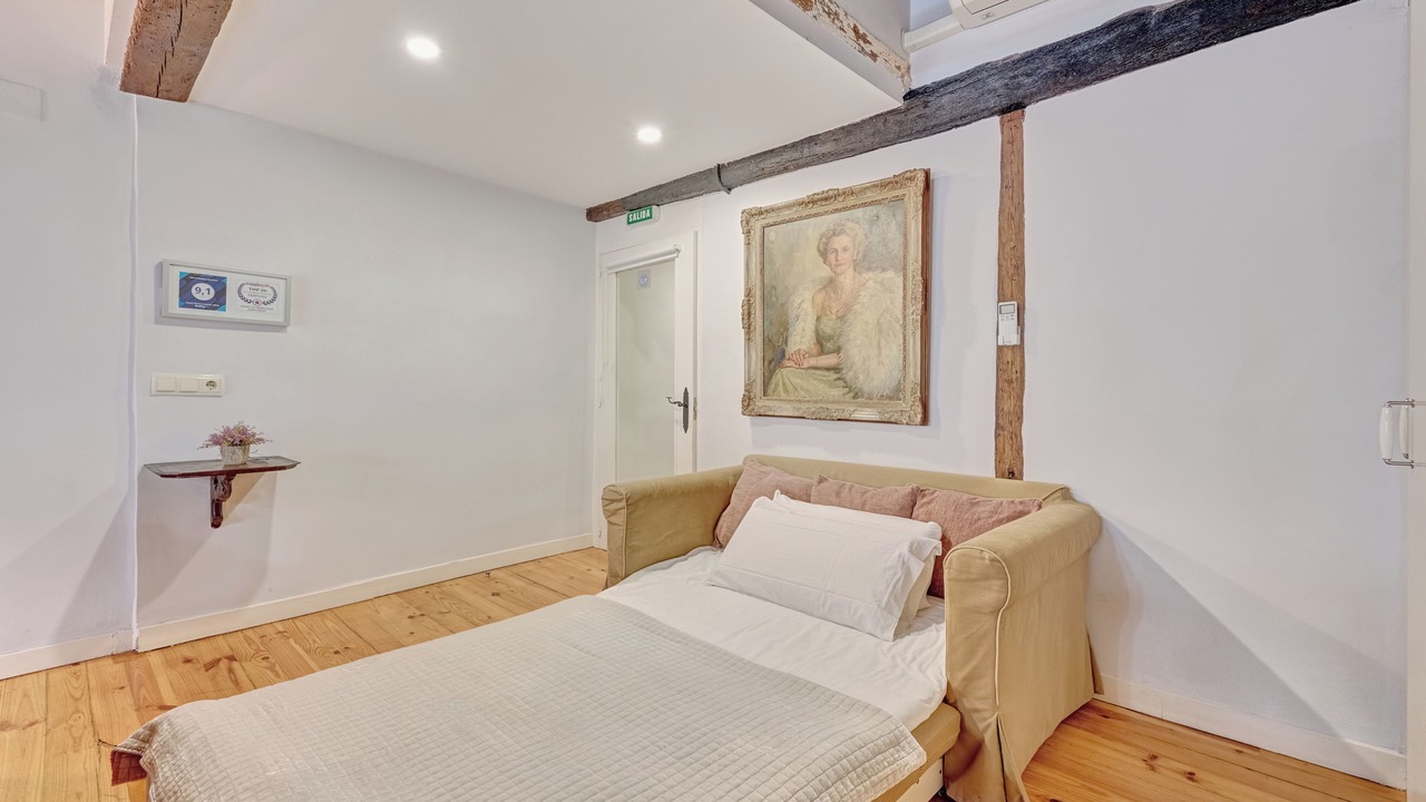 Photo of Bedroom in Pamplona City Centre
