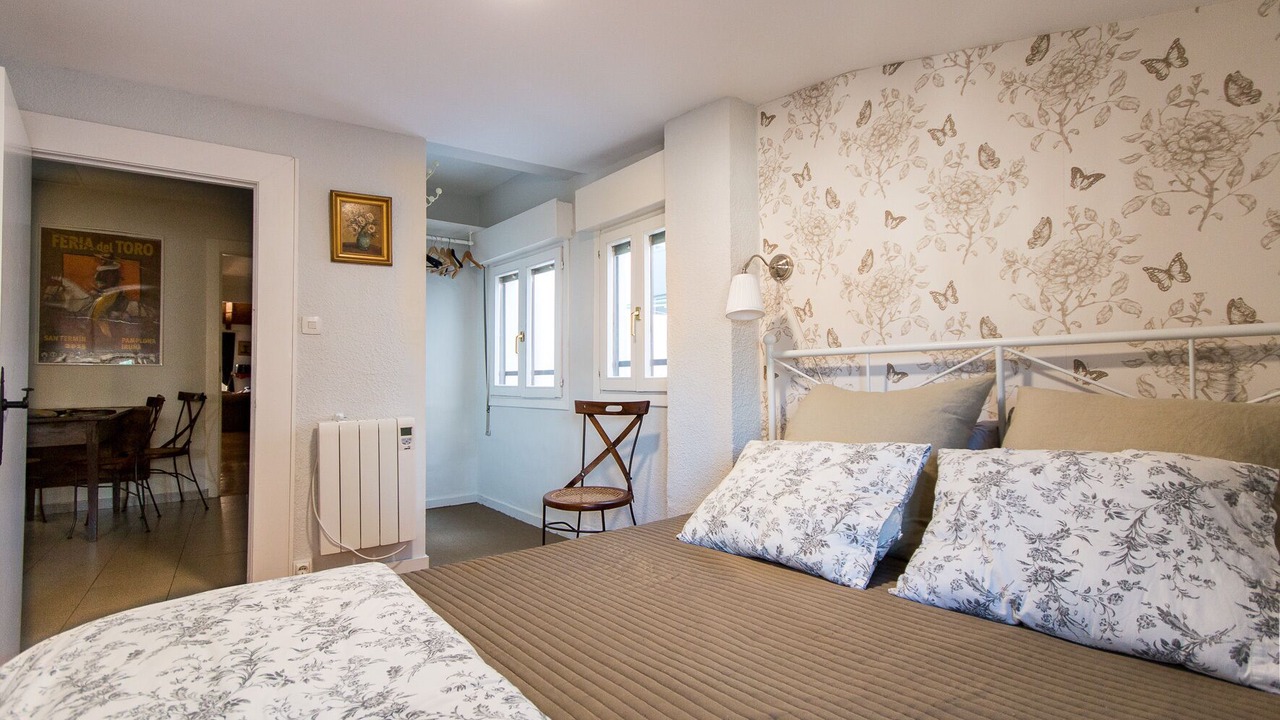 Photo of Bedroom in Pamplona City Centre