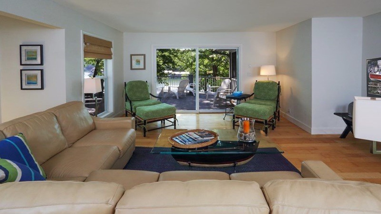Photo of Livingroom in Sunrise Beach