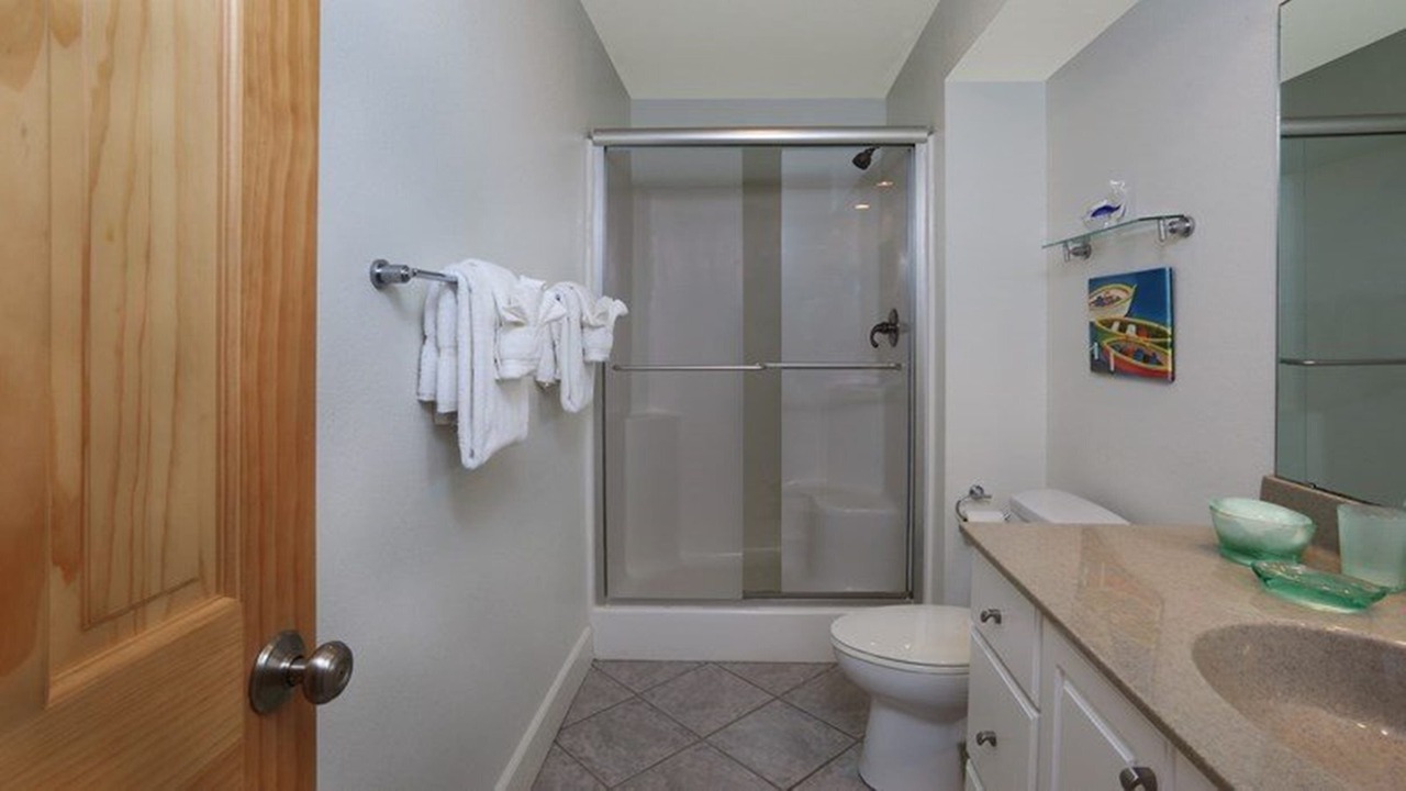 Photo of Bathroom in Sunrise Beach