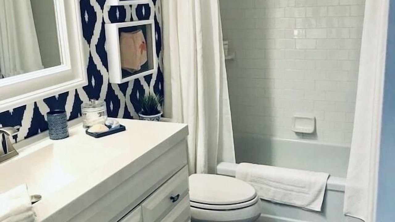 Photo of Bathroom in Jacksonville Beach