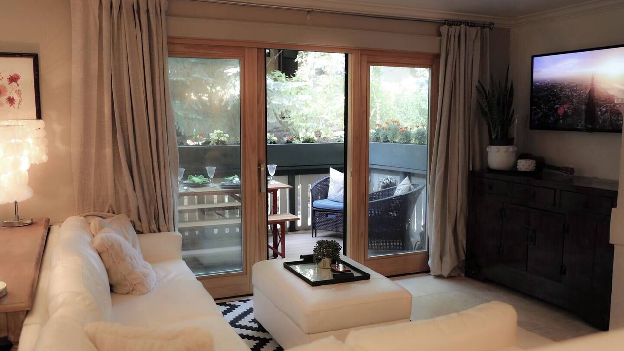 Photo of Bedroom in Warm Springs