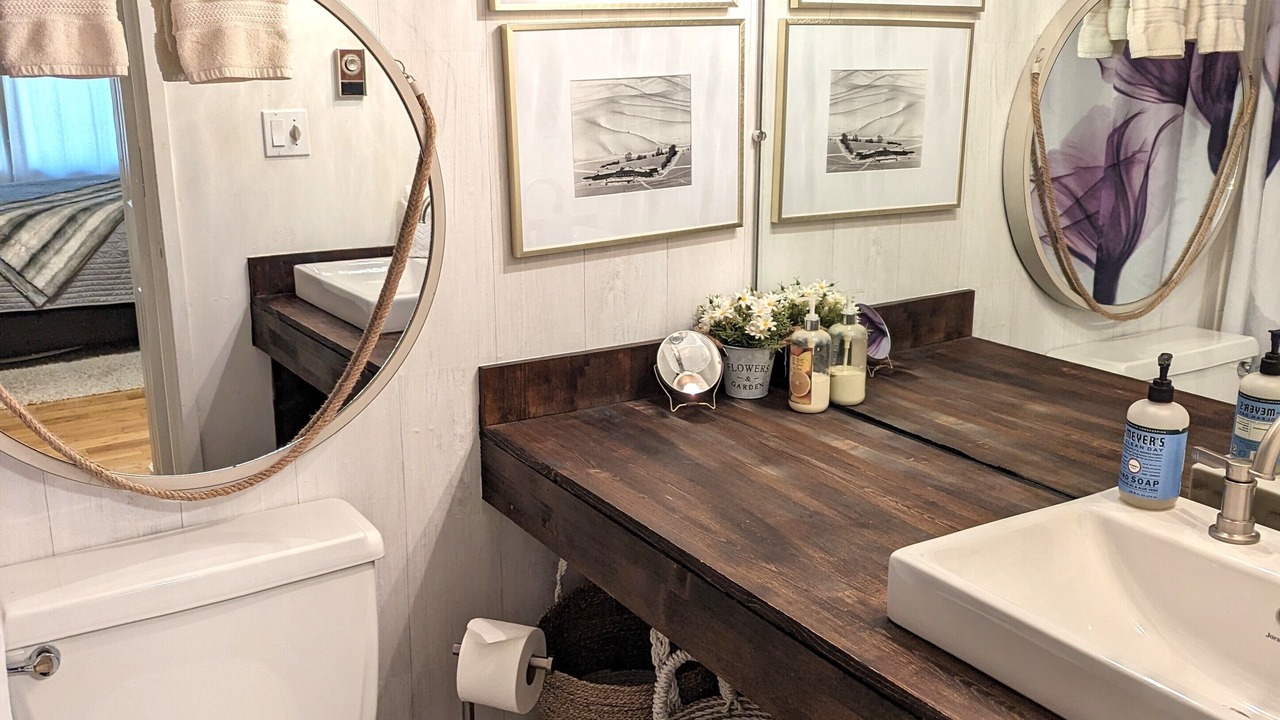 Photo of Bathroom in Warm Springs