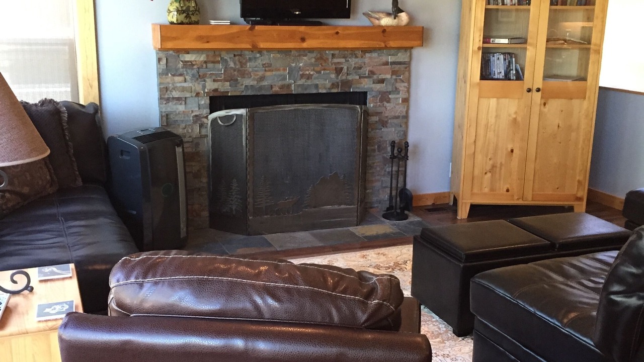 Photo of Livingroom in Three Rivers