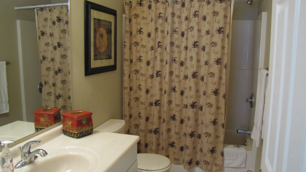 Photo of Bathroom in Sunrise Beach