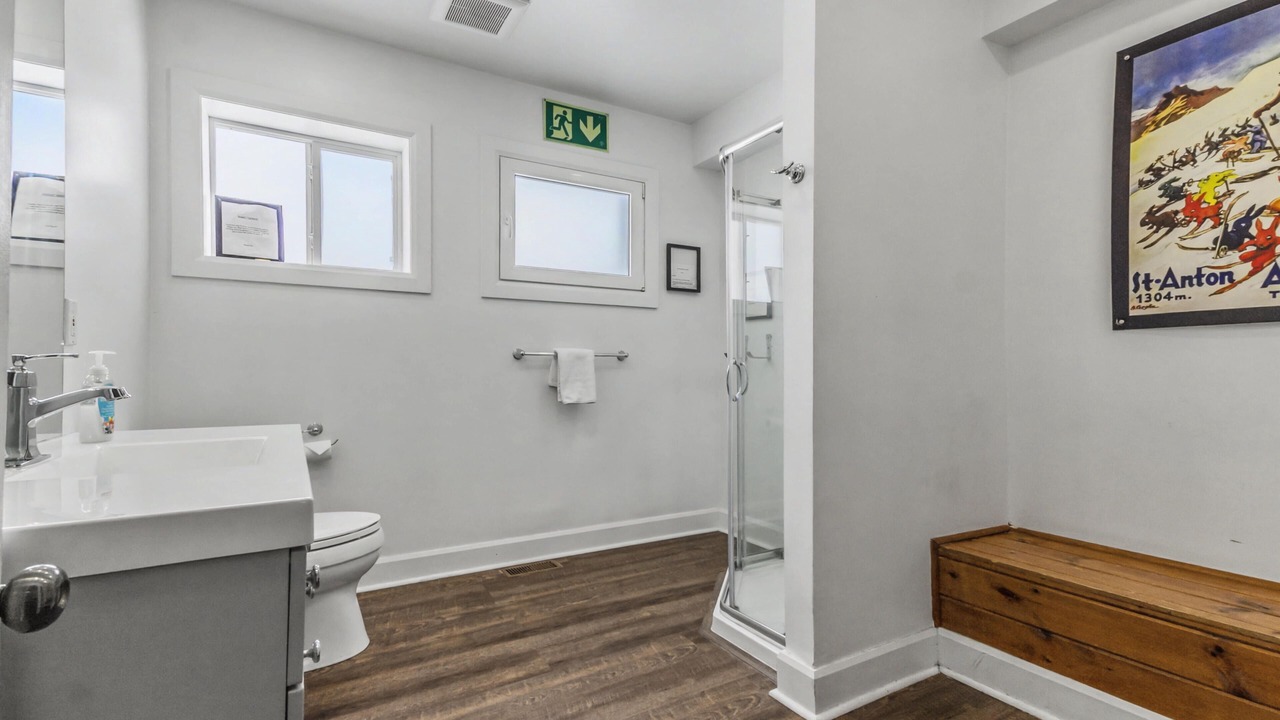 Photo of Bathroom in The Blue Mountains