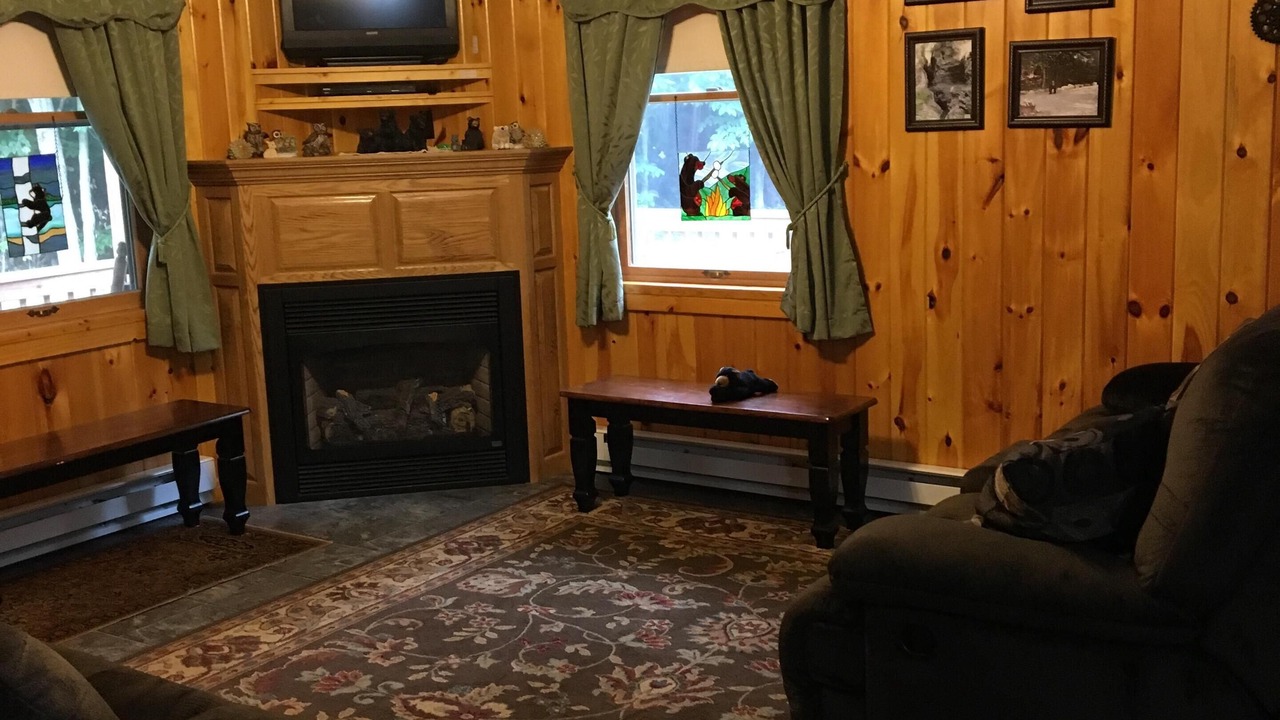Photo of Livingroom in Morris Run