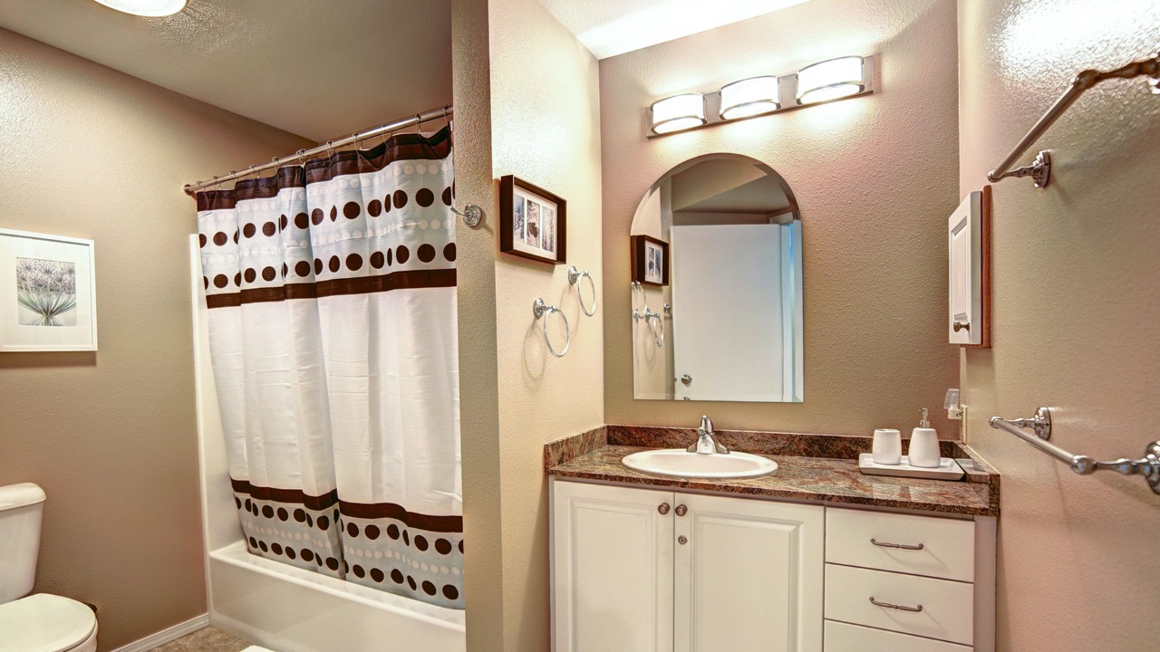 Photo of Bathroom in Downtown Leavenworth