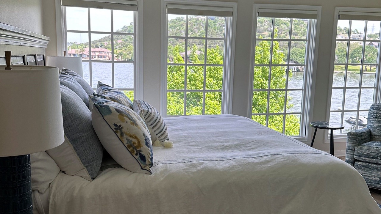 Photo of Bedroom in Horseshoe Bay