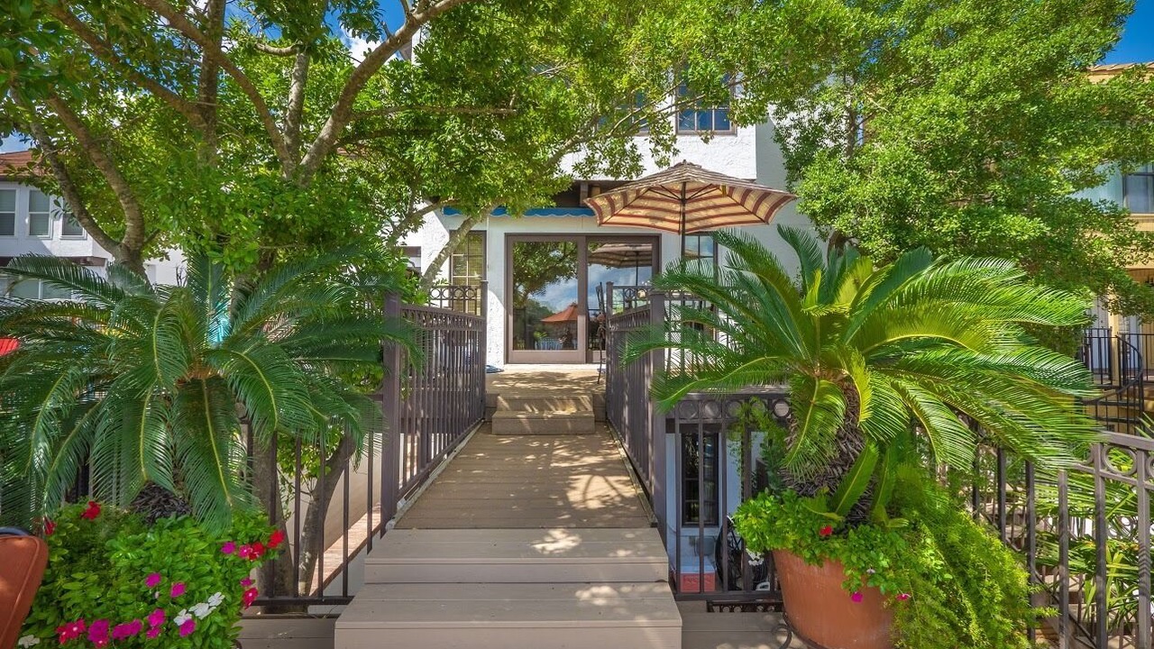 Photo of Outdoor in Horseshoe Bay