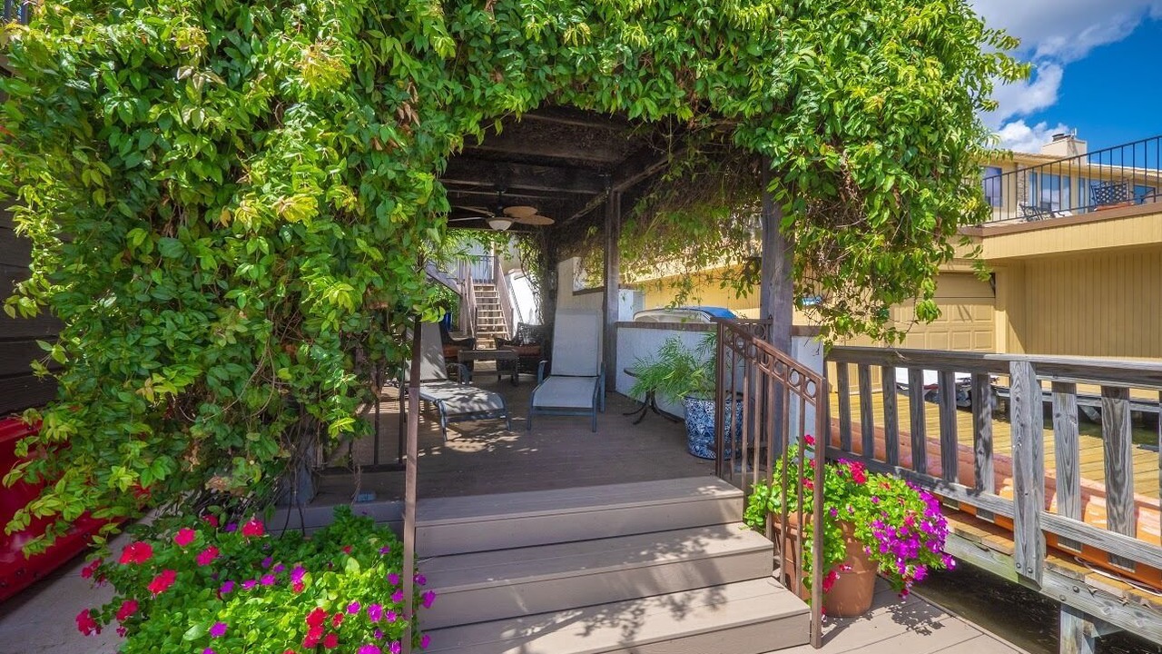 Photo of Patio Balcony in Horseshoe Bay