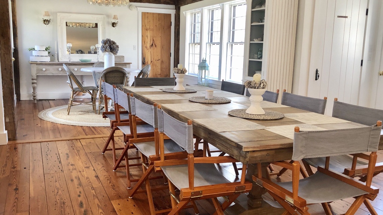 Photo of Others in Tom Nevers