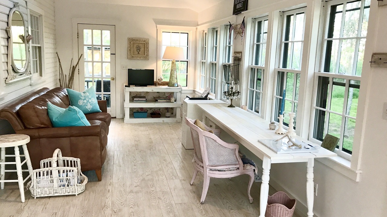 Photo of Others in Tom Nevers