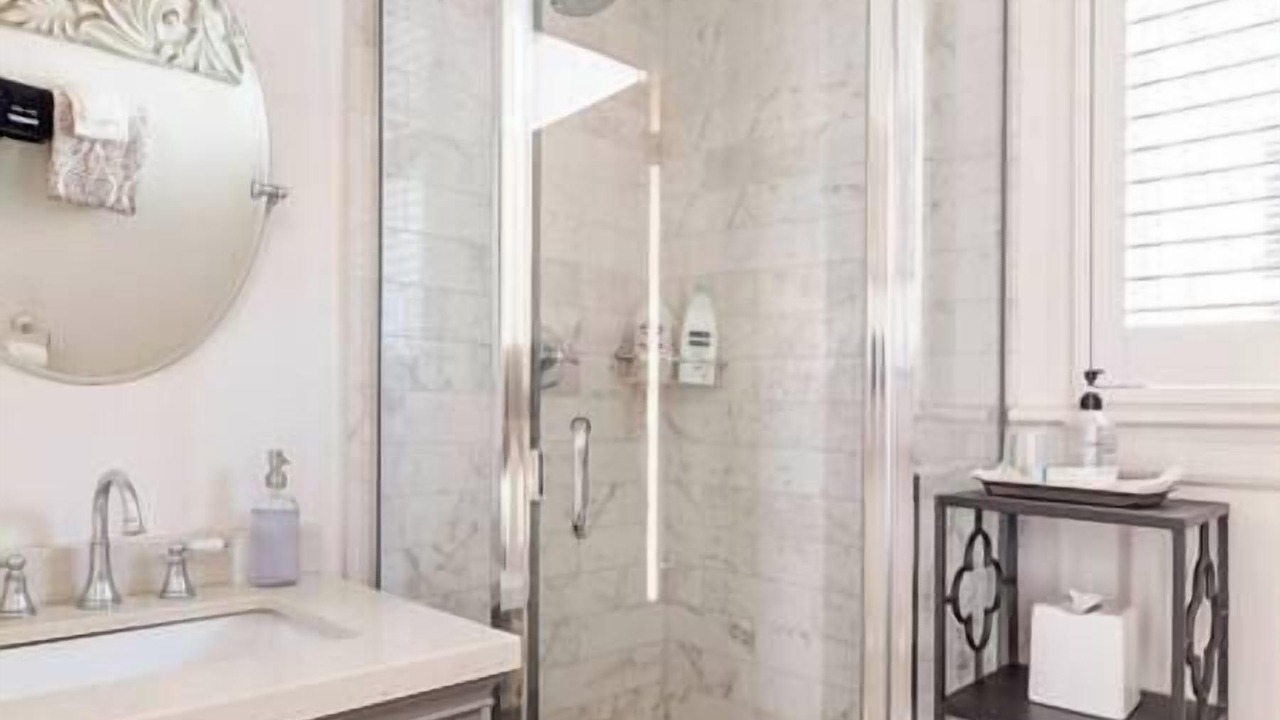 Photo of Bathroom in Pacific Heights