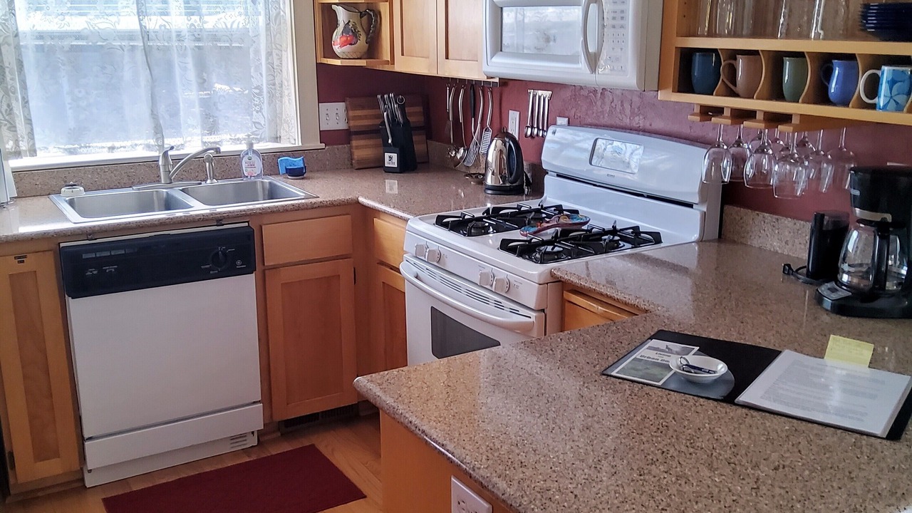 Photo of Kitchen in Historic Railroad District