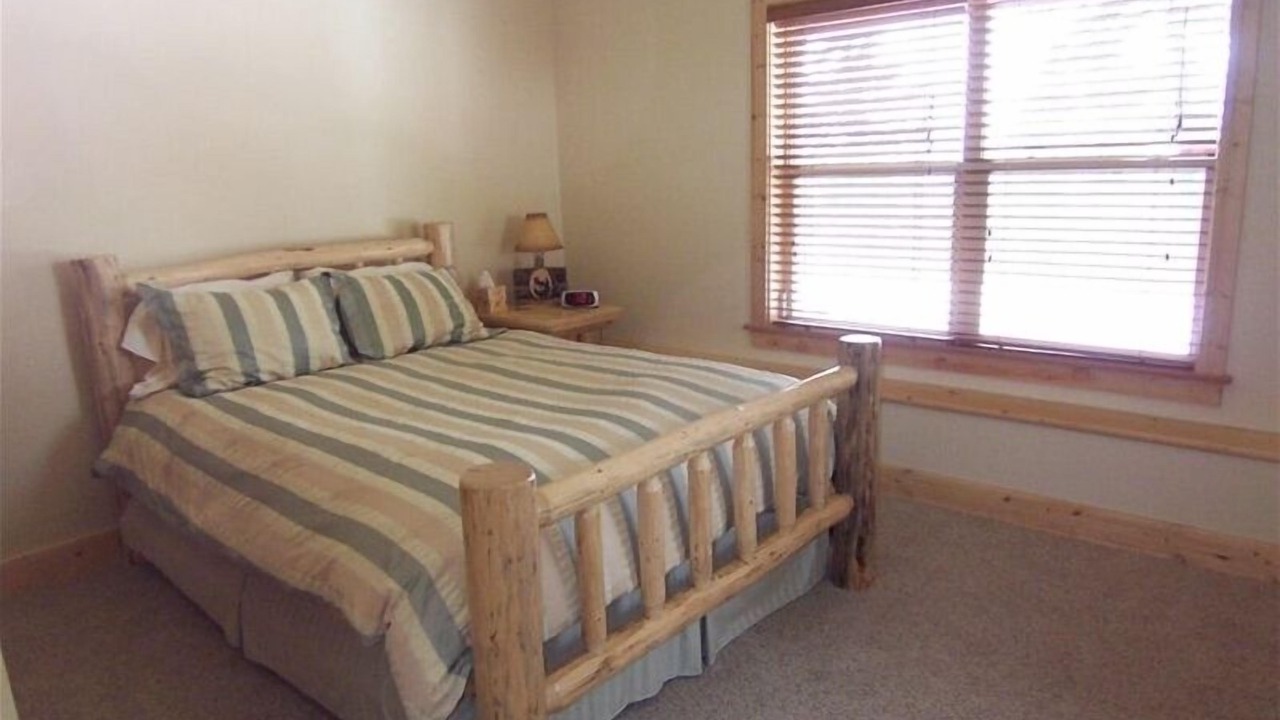 Photo of Bedroom in Cle Elum