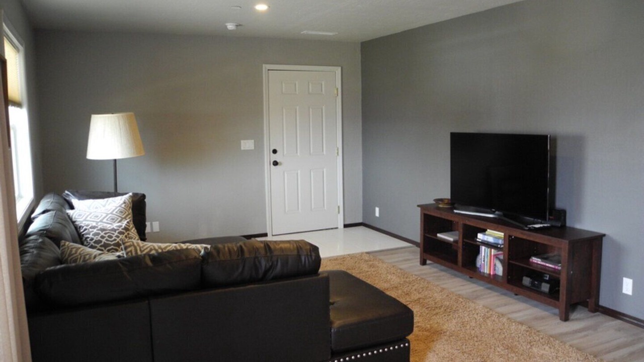 Photo of Livingroom in Crowley Lake