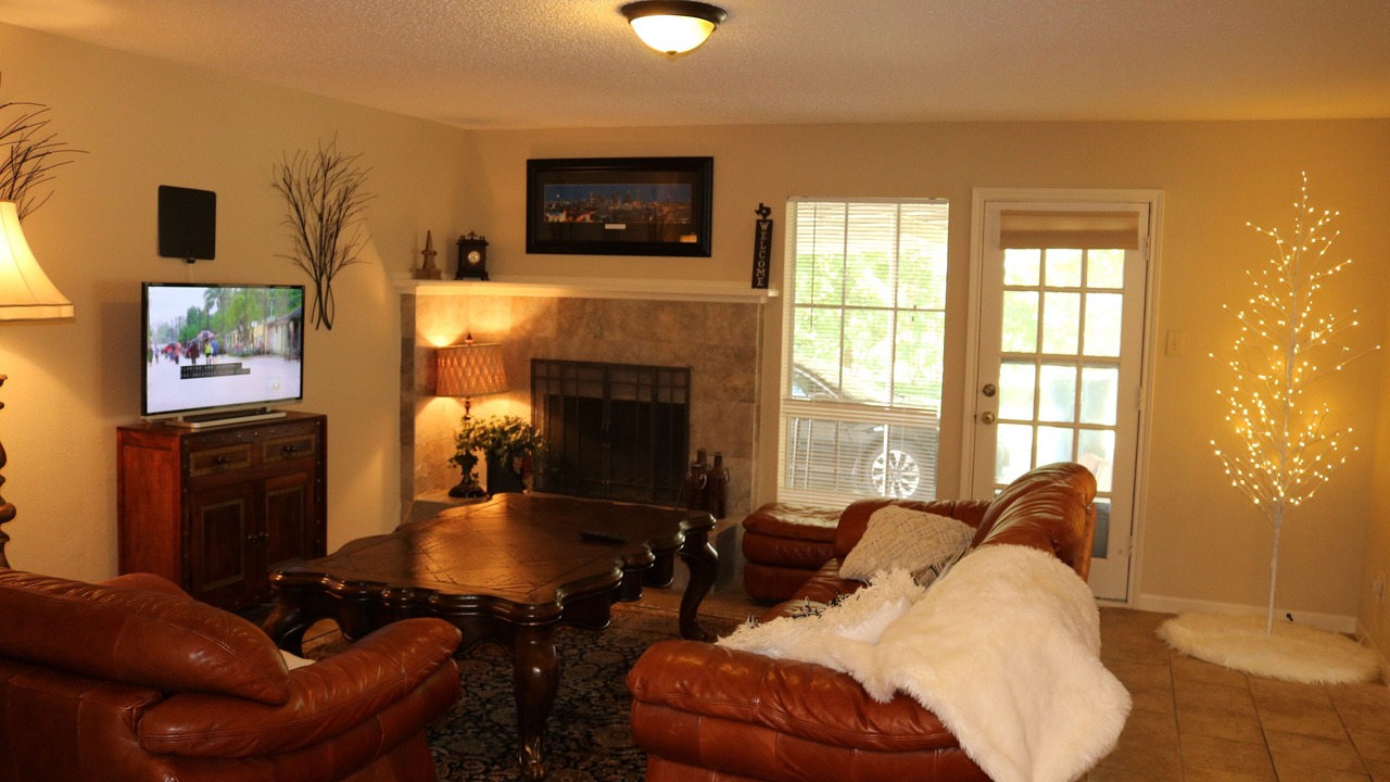 Photo of Livingroom in Hebron