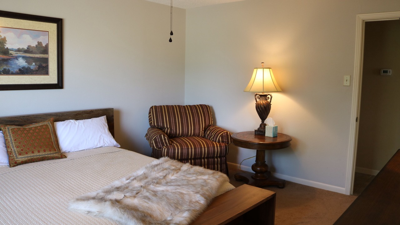 Photo of Bedroom in Hebron