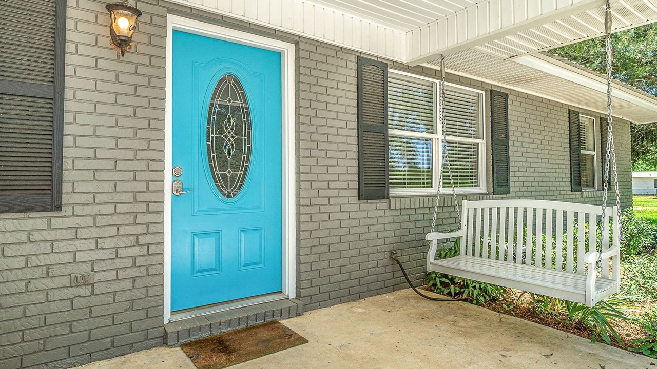 Photo of Outdoor in Laurel Hill