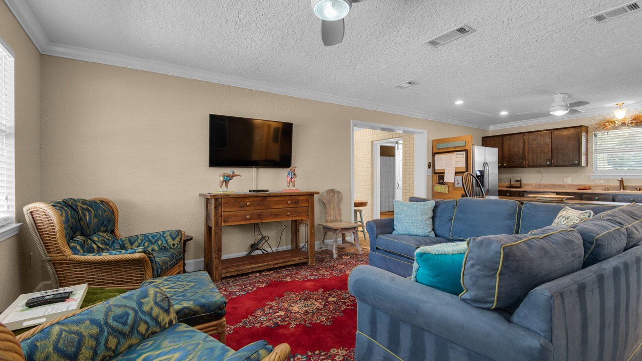 Photo of Livingroom in Laurel Hill