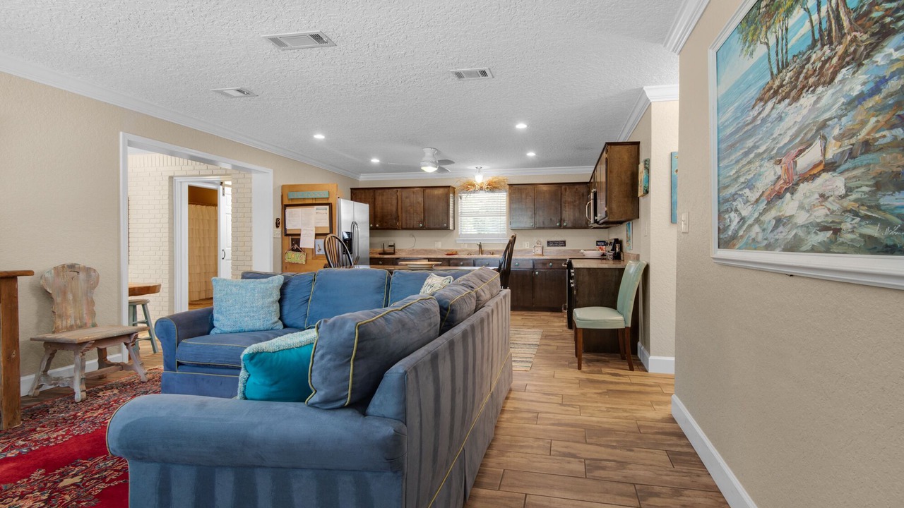 Photo of Livingroom in Laurel Hill