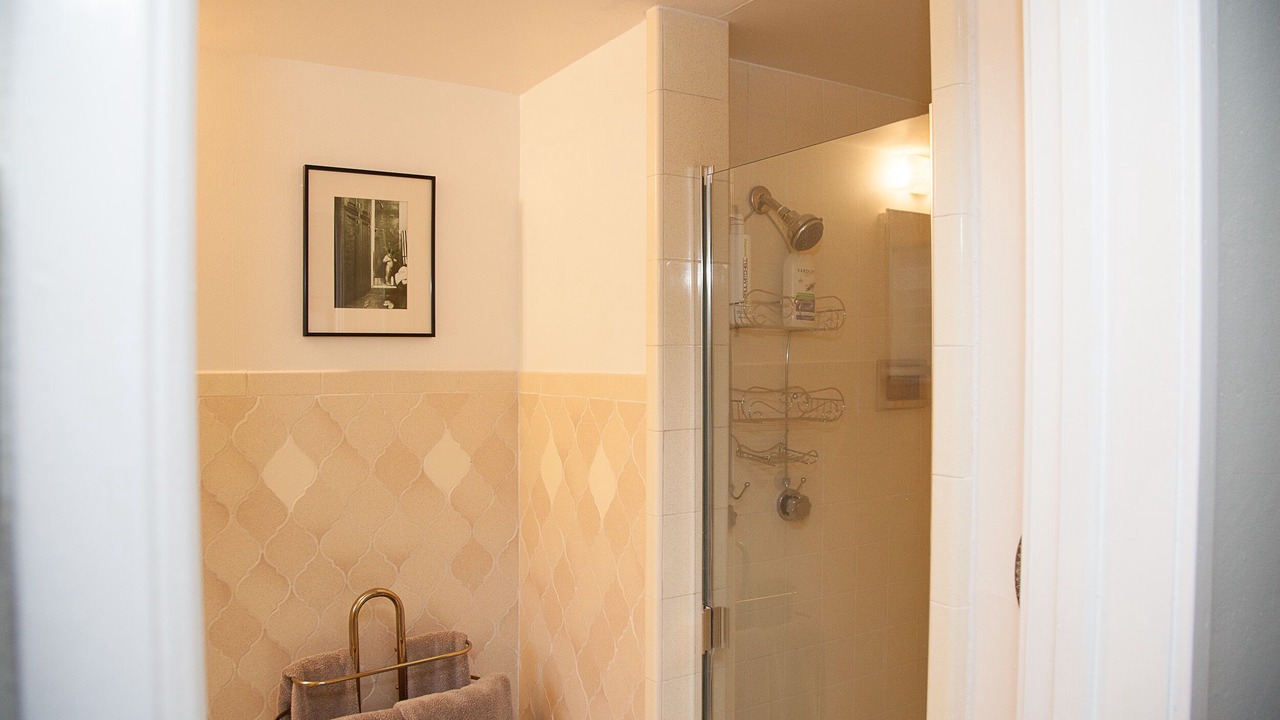 Photo of Bathroom in Greenbrae