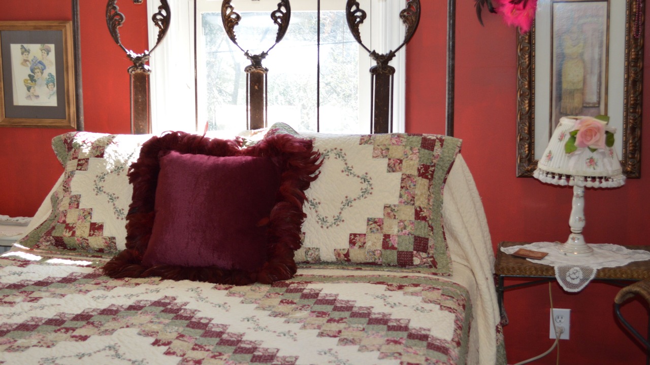 Photo of Bedroom in Grass Valley