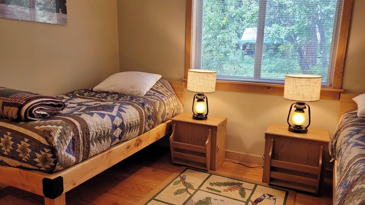 Photo of Bedroom in Mazama
